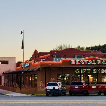 Thunderbird Restaurant - Thunderbird Restaurant - American Near Me - Mt. Carmel Junction, Utah