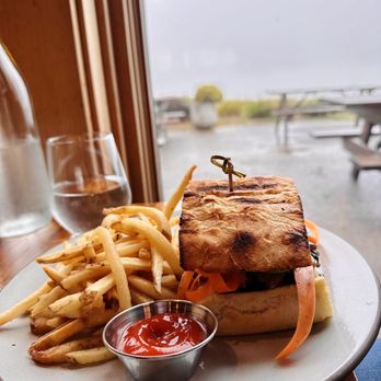 Timber Cove Resort - Mushroom sandwich - Hotels Near Me - Jenner, California Timber Cove Resort - Mushroom sandwich - Hotels Near Me - Jenner, California