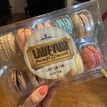 Lady Yum - Macarons - Desserts Near Me - Bellevue, Washington Lady Yum - Macarons - Desserts Near Me - Bellevue, Washington