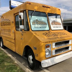 Lil Cheezers Gourmet Grilled Cheesemobile