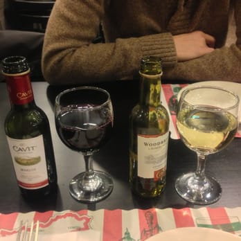 Randazzo's Clam Bar - House wines - Seafood Near Me - Brooklyn, New York Randazzo's Clam Bar - House wines - Seafood Near Me - Brooklyn, New York