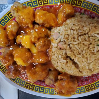Golden Dragon Chinese Restaurant - Chinese Near Me - Calexico, California