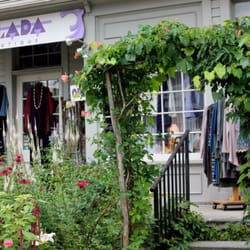 Vlada Boutique - Front of the store in the summer.
