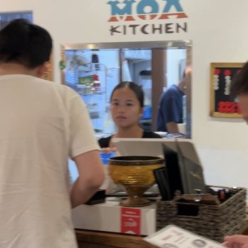 MOA Kitchen - The young receptionist lady who rejected all walkings on Christmas Eve and forgot my sushi box. - Ramen Near Me - Waimea, Hawaii MOA Kitchen - The young receptionist lady who rejected all walkings on Christmas Eve and forgot my sushi box. - Ramen Near Me - Waimea, Hawaii