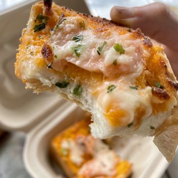 Sa-Tén - Canopy - Sriracha Mayo Smoked Salmon - Japanese Near Me - Austin, Texas