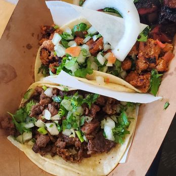 Holé Molé - 3 meats tacos - Mexican Near Me - Long Beach, California Holé Molé - 3 meats tacos - Mexican Near Me - Long Beach, California
