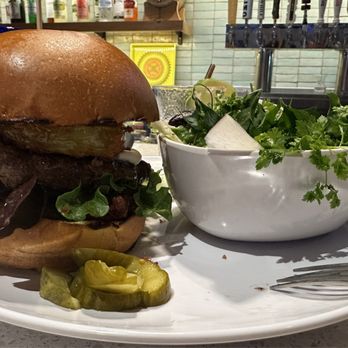 Second Bar & Kitchen At East Austin Hotel - An enormous burger and side salad - Breakfast & Brunch Near Me - Austin, Texas Second Bar & Kitchen At East Austin Hotel - An enormous burger and side salad - Breakfast & Brunch Near Me - Austin, Texas