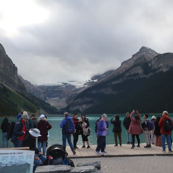 Lake Louise - This is a modest crowd at the Kodak spot. - Lakes Near Me - Lake Louise, Alberta Lake Louise - This is a modest crowd at the Kodak spot. - Lakes Near Me - Lake Louise, Alberta