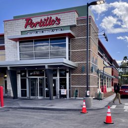 PORTILLO’S TUCSON - Updated February 2026 - 407 Photos & 262 Reviews ...
