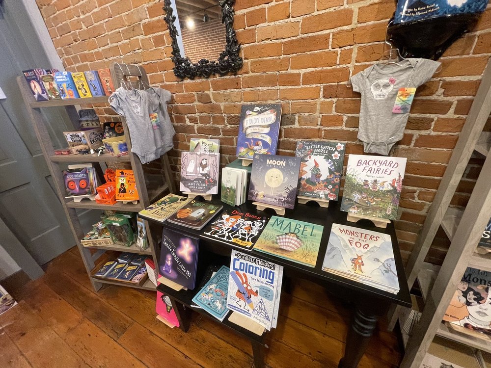 A DARKNESS LOVELY Updated September 2024 38 Photos 304 S Main St