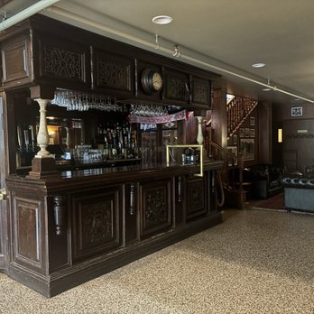 Brit's Pub - Side Bar and Lounge - Pubs Near Me - Minneapolis, Minnesota