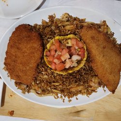 Sabrosura Restaurant - Fried Fish with seafood Fried rice