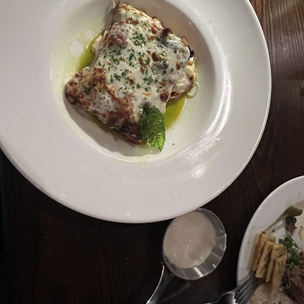 Amazing lasagna bolognese with a cheesy bechamel sauce to pour over it!!! Amazing lasagna bolognese with a cheesy bechamel sauce to pour over it!!!