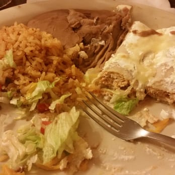 Peralta's Authentic Mexican Restaurant - Sour cream chicken enchiladas - Mexican Near Me - Quitman, Texas Peralta's Authentic Mexican Restaurant - Sour cream chicken enchiladas - Mexican Near Me - Quitman, Texas