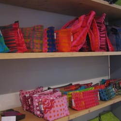 Verkaranta Käsi-ja Taideteollisuuskeskus - When will I ever have enough beauty bags ;O)???