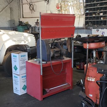 Richard's Automotive - Auto Repair Near Me - Vista, California