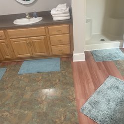 Green Cleaning Service - Master bathroom