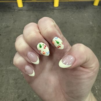 Painted Goose Nail - Nail Technicians Near Me - Saint Louis, Missouri Painted Goose Nail - Nail Technicians Near Me - Saint Louis, Missouri