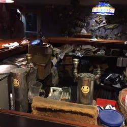 Purple Porpoise Pub