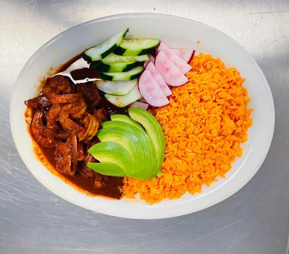 TORTILLERIA Y RESTAURANTE LA GUADALUPANA Updated November 2024 28