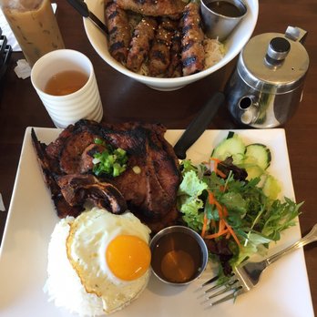 Simmer Vietnamese Kitchen - Pork chop meal is amazing. The rolled beef and onion is delicious too. - Vietnamese Near Me - Petaluma, California Simmer Vietnamese Kitchen - Pork chop meal is amazing. The rolled beef and onion is delicious too. - Vietnamese Near Me - Petaluma, California