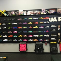 Second Sole Columbus - 2016 T&F CC Spike Wall