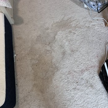 Magical Steam - Before cleaning in room 2 - Carpet Cleaning Near Me Magical Steam - Before cleaning in room 2 - Carpet Cleaning Near Me