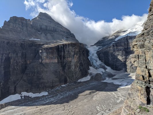 Plain of Six Glaciers Teahouse by null