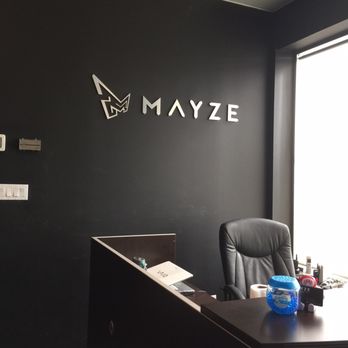 Mayze - Escape Games Near Me - Toronto, Ontario