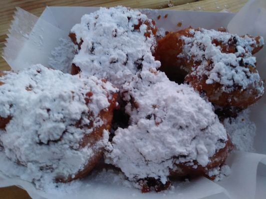 BEIGNETS 2 GO FRENCH DOUGHNUTS by null