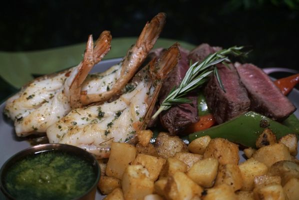 Savvy Bistro and Bar by null