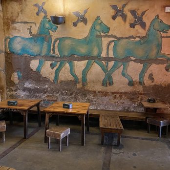 Oviso - Interior - Pubs Near Me - Barcelona, B