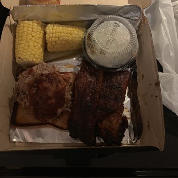 Famous Dave's Bar-B-Que - 2 Spareribs Plus 1 Meat Selection - Barbeque Near Me - Hermitage, Tennessee Famous Dave's Bar-B-Que - 2 Spareribs Plus 1 Meat Selection - Barbeque Near Me - Hermitage, Tennessee