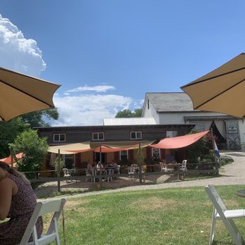 Stable Gate Winery - Outdoor patio - Wine Tasting Room Near Me - Castleton-on-Hudson, New York