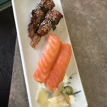 Pho & Japanese Sushi - Salmon & Eel sushi - note the difference in color in the salmon pieces - Vietnamese Near Me - Tulsa, Oklahoma Pho & Japanese Sushi - Salmon & Eel sushi - note the difference in color in the salmon pieces - Vietnamese Near Me - Tulsa, Oklahoma