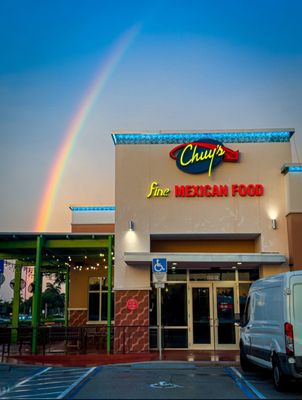 Chuy's by null