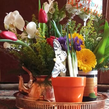 Laughing Lady Flower Farm - Florists Near Me