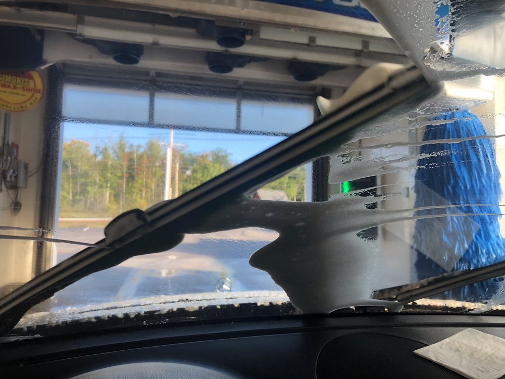 VILLAGE CAR WASH Updated August 2024 72 Whittier Hwy