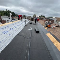 Israel Residential Construction - Flat roof valley + shingles