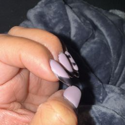 Didn't reserve for acrylic before I know how bulky it can be but technician already started applying before I realized it wasn't gel x
