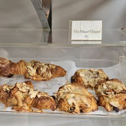 Madeleine Cafe & Bakery - Croissants