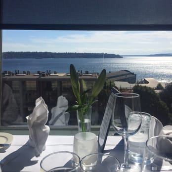 Maximilien - Nice view - French Near Me - Seattle, Washington