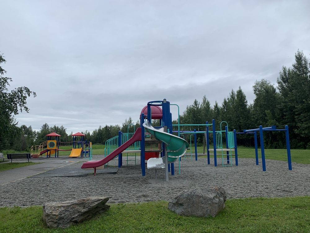 Winchester Park Logo