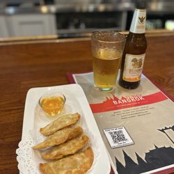 Ti-Ney Bangkok Folly - Curry Dumplings!