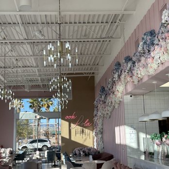 Cafe Lola - Cafes Near Me - Las Vegas, Nevada