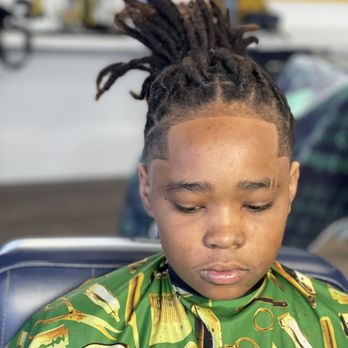 Be Fresh - Crispy edge up - Barbers Near Me - Vallejo, California Be Fresh - Crispy edge up - Barbers Near Me - Vallejo, California