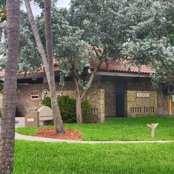 Hillsboro Lighthouse Museum - Museums Near Me - Pompano Beach, Florida