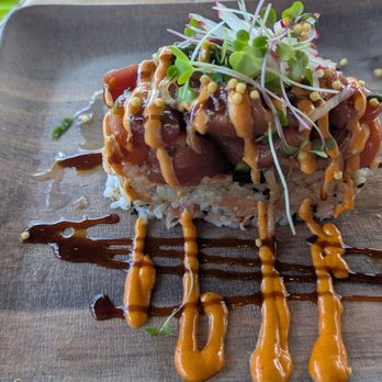 Maui Brewing - Ahi Poke Stack - Brewpubs Near Me - Lahaina, Hawaii