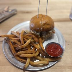 Perrysburger's - Fungus sandwich with chicken and fries.