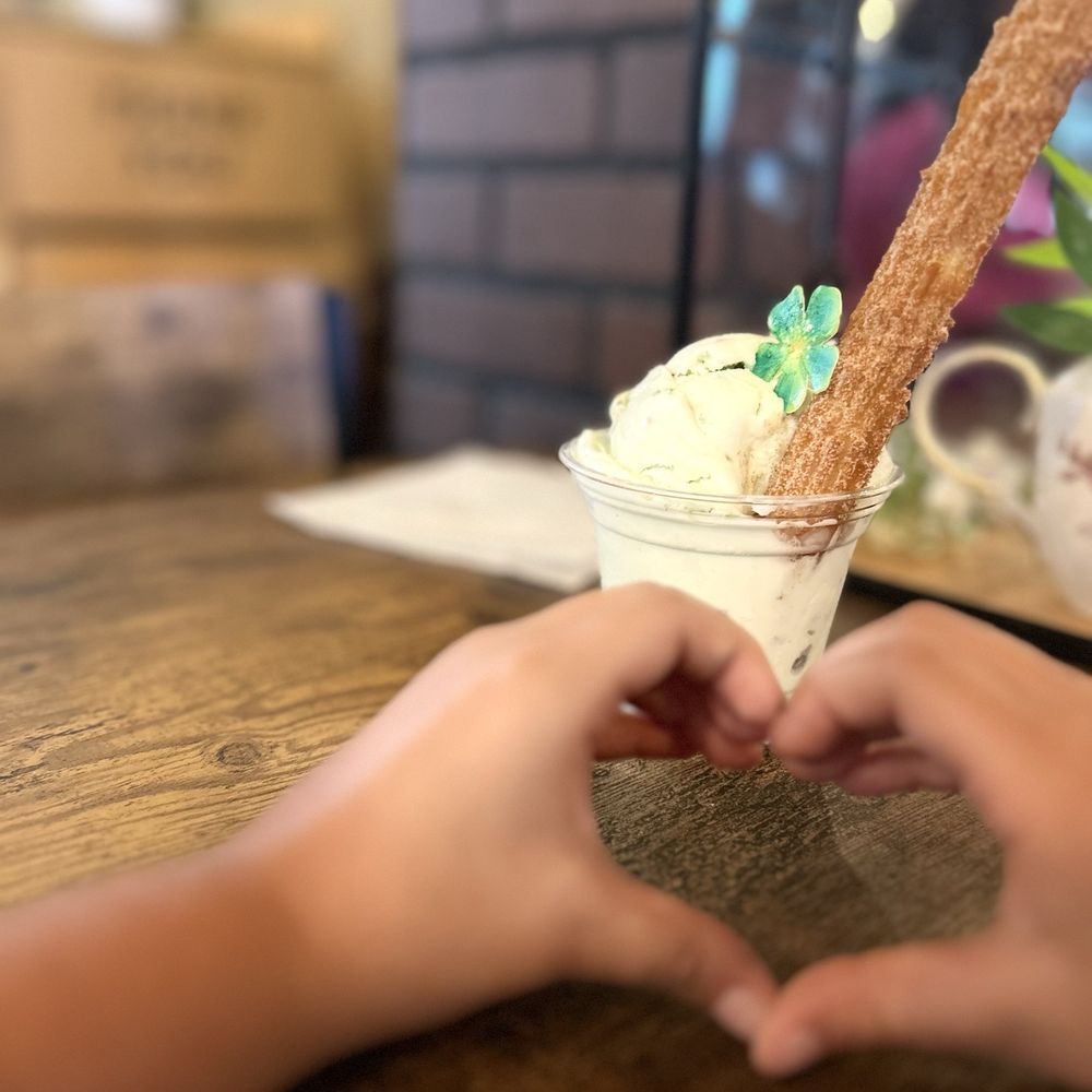 Con Sabor A Sinaloa - Pistachio Ice Cream and churro - Desserts Near Me - Riverside, California Con Sabor A Sinaloa - Pistachio Ice Cream and churro - Desserts Near Me - Riverside, California